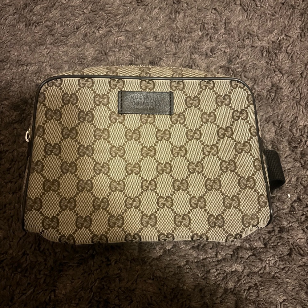 Gucci fanny pack